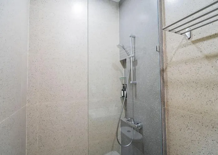 Alyxia 1 Bedroom In アパート